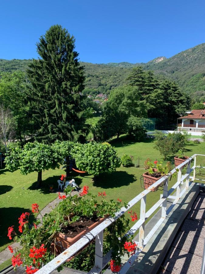 B&B Il Tempo Del Sogno Con Cani E Gatti Pet&Breakfast Baveno Extérieur photo